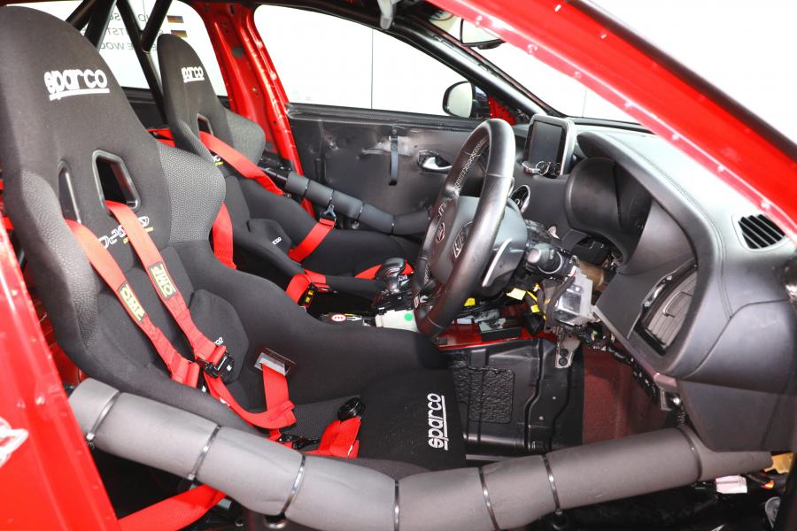 Интерьер Kia Stinger GT420 (CK) 2019 года  (фото 8 из 49)